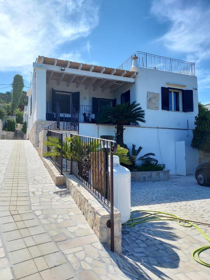 Casa Vacanze Vista Mare Salento Tricase Porto Villa Antonio E Villa Rosanna Marina Porto Luaran gambar