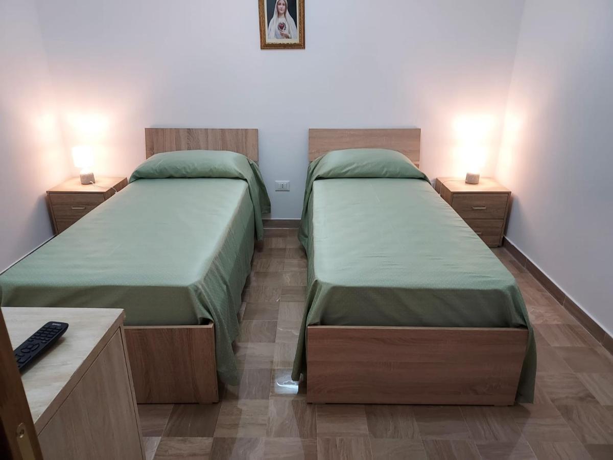 Casa Vacanze Vista Mare Salento Tricase Porto Villa Antonio E Villa Rosanna Marina Porto Luaran gambar