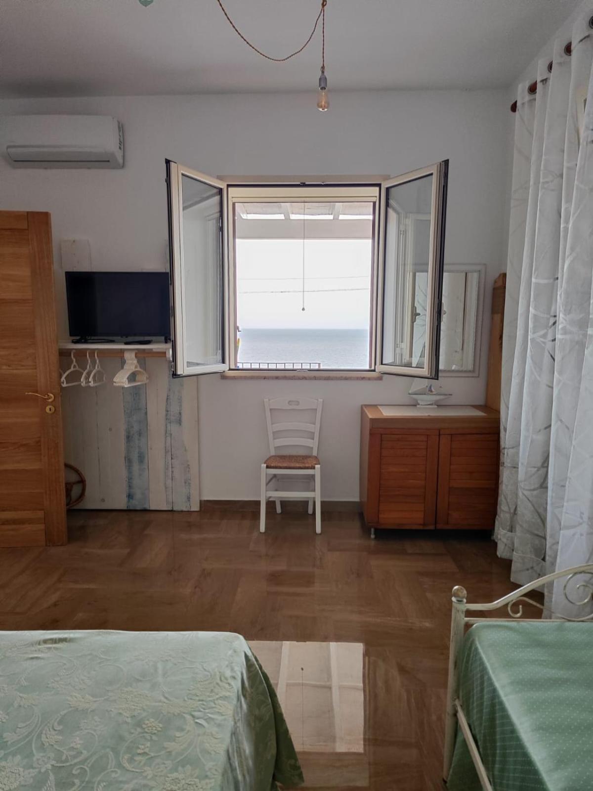 Casa Vacanze Vista Mare Salento Tricase Porto Villa Antonio E Villa Rosanna Marina Porto Luaran gambar
