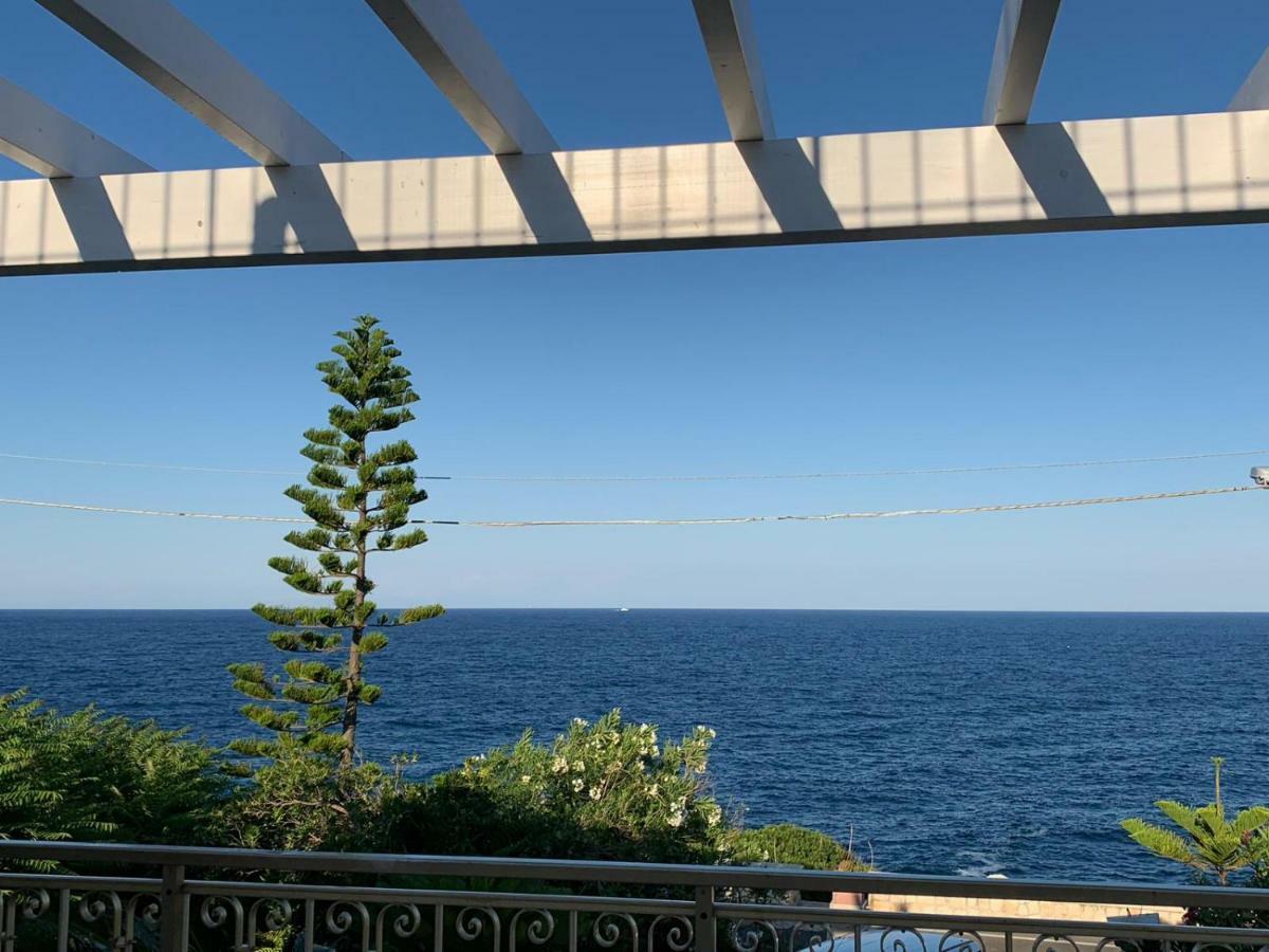 Casa Vacanze Vista Mare Salento Tricase Porto Villa Antonio E Villa Rosanna Marina Porto Luaran gambar